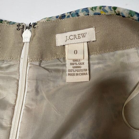 J CREW Silk Floral Skirt - Picture 2 of 3